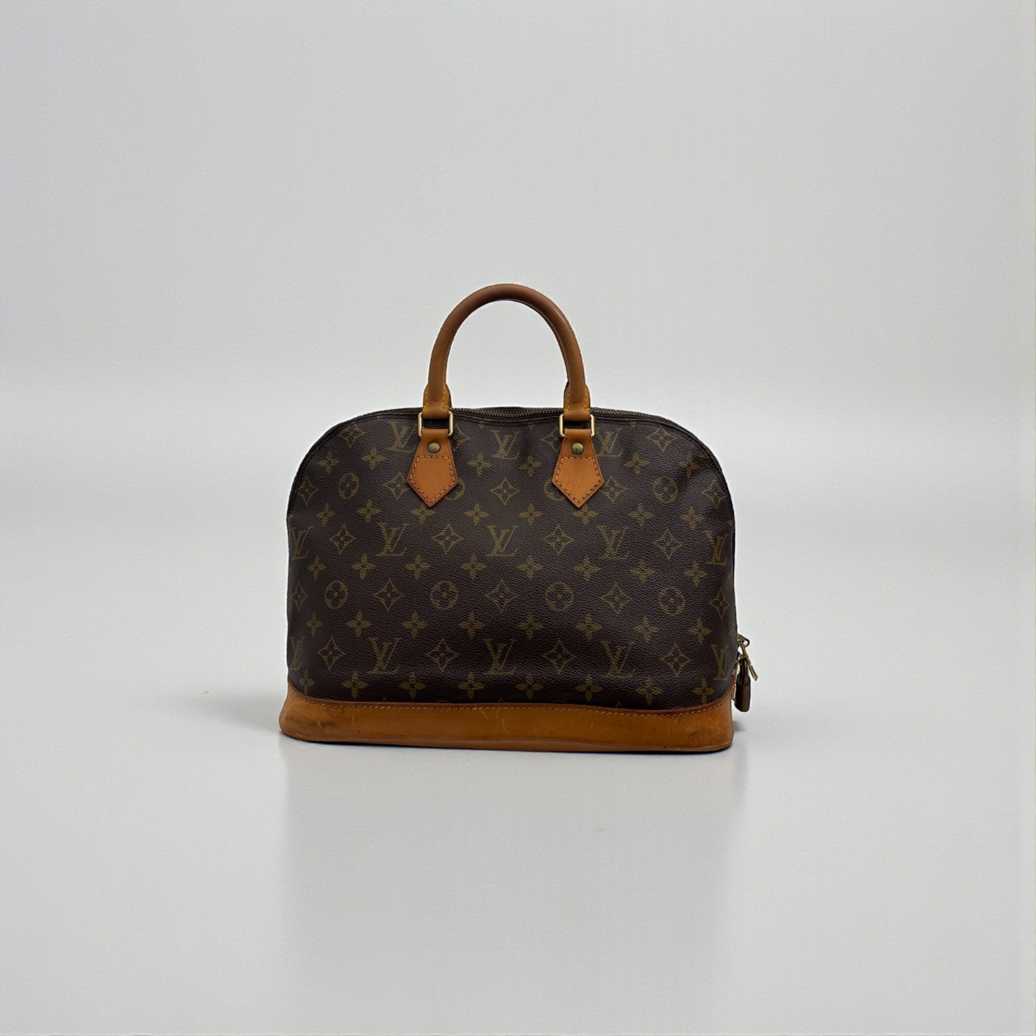 Le Alma Louis Vuitton